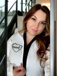 Marisa Murray's Instagram, Twitter & Facebook