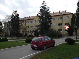 Danovy urad namestovo otvaracie hodiny. Institucia Pfs