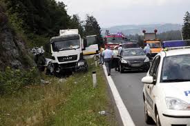 Un Prim Procuror Roman Si Familia Sa Au Murit Intr Un Accident Din Slovenia Foto