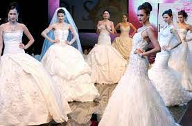 Besondere anlässe werfen bereits lange vor dem tatsächlichen ereignis ihre schatten. Kurioser Einbruch Hunderte Brautkleider Und Anzuge Gestohlen Panorama Stuttgarter Zeitung