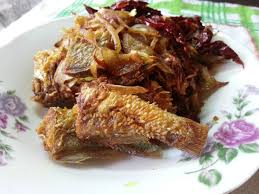 Padahal sedap yakmat kena dengan tekak kita kalah yang kedai. Menu Sahur Paling Senang Sedap Nasi Goreng Bodoh Makan Panas Panas Dengan Ikan Masin Lobak Merah