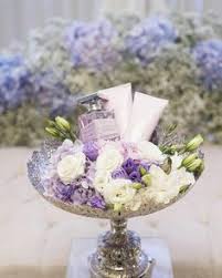Kalau tak tahu caranya, tutorial untuk membuat bunga kertas ini ada banyak di youtube. 15 Best Dulang Hantaran Ideas Dulang Hantaran Ideas Wedding Decorations Wedding Gifts