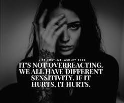 Ashley Carnahan's Instagram, Twitter & Facebook