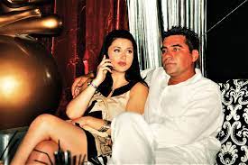 See more of marcel toader on facebook. Marcel Toader A Fost CÄsÄtorit De 6 Ori Scandaluri UriaÈe Cu Gabriela Cristea Èi Maria Constantin