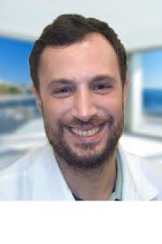 Otorrinolaringólogo