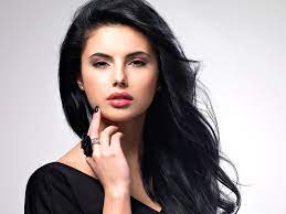 صور بنات ذو شعر أسود ناعم واعين خضراء خلابة صور تورته عيد ميلاد اسماء بنات نكت رسائل حب قصص اطفال. Ù‚ØµØ§Øª Ø´Ø¹Ø± Ù‚ØµÙŠØ± Ù„ÙˆÙ† Ø§Ø³ÙˆØ¯