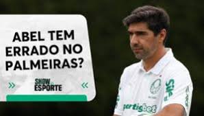 Elia Júnior critica Abel Ferreira por passar data FIFA em Portugal