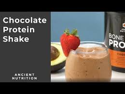When You Pick Up A Premade Protein Shake It S Often Filled With Carbs Hidden Chocolate Protein Shakes Protein Powder Smoothie Recipes Protein Powder Smoothie