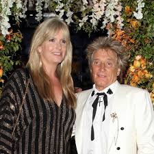 W 2007 wyszła za mąż za piosenkarza rockowego sir roda stewarta Rod Stewart Hilft Frau Penny Lancaster Bei Wechseljahrsbeschwerden Music News Siing