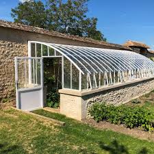 Serre Chambord Sur Muret En 2020 Serre Jardin Serre Jardin D Hiver