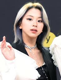 Pin By Bubble On Chaeyoung Kpop Girls Girl Icons Kpop Aesthetic