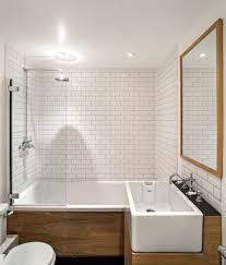 Parmi les matériaux les plus souvent utilisés pour les carreaux de salle de bains, on retrouve très souvent le style zen : Salle De Bains 15 Inspirations Avec Le Carrelage Metro