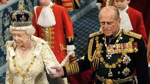 Mit disziplin, haltung und einer großen portion schwarzen humors. Britische Royals Inmitten Von Corona Prinz Philip Wird 99 Zdfheute