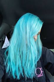 How To Fade Blue Hair Dye Quickly Without Bleach Learn How To Fade Blue Hair Dye Quickly Without Using Bleach In 2020 Dyed Hair Blue Faded Blue Hair Turquoise Hair