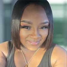 Melanie Curran's Instagram, Twitter & Facebook