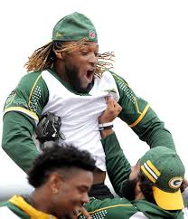 Get the latest nfl news on aaron jones. Packers Aaron Jones Helps Call Of Duty Endowment Find Jobs For Veterans