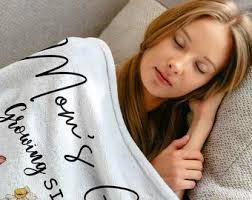 Mom's Garden Personalized Blanket for Mom, Birth Month Flower Blanket,  Personalized Gifts for Mom, Mothers Day Gift Garden