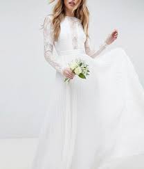 I was a bit skeptical buying my wedding dress online but i looked at the reviews and the pictures of people in the dress and thought it would be a good fit for me. Asos Edition Sleeve Lace Bodice Maxi Wedding Dress Pleated Skirt Ivory Myonewedding Co Uk