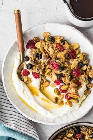 In large bowl, combine oats, nuts, seeds, cinnamon and salt. Granola Recipe For Diabetics Chocolate Crunch Granola Recipe 438 Calories Happy Forks