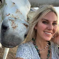 Candyce Corley's Instagram, Twitter & Facebook