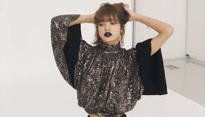 Ever since the rumours of them dating started doing rounds, the fans have been shipping lizkoook. Hampir 10 Tahun Berkarier Lisa Blackpink Berhasil Kantongi Kekayaan Fantastis