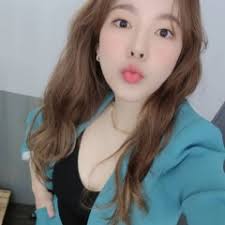 The Official Twice 18 Thread Page 193 The Bar 18 Onehallyu 3 of twice tv3, sana mentions that she is 21, and that chaeyoung and dahyun are 18? the official twice 18 thread page