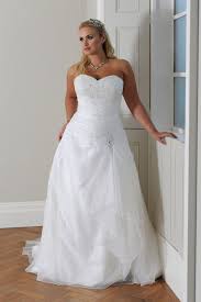 dress callista collection 4105 for brides with curves