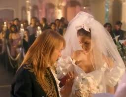 Axl Rose Stephanie Seymour She Appeared In November Rain Don T Cry By Guns N Roses November Rain Guns N Roses Wedding Music