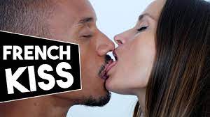 How To French Kiss ☆ﾟ.*・｡ﾟ[My Kissing Tips] - Youtube