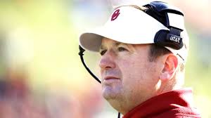 Stoops has rare staying power at Oklahoma