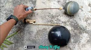 Adakah tangki air pam tandas di rumah anda melimpah keluar? Diy Cara Teknik Tukar Pasang Valve Pelampung Bebola Tangki Air Rumah Mengatasi Overflow Meleleh Youtube