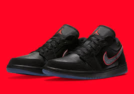 Air Jordan 1 Low Black Red Orbit Ck3022 006 Sole Livings