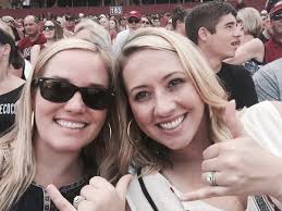 Lauren Locklear (@Lallielock)