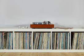 L'idéal est de pouvoir ranger, en plus de ses la sélection de vinyl it pour choyer vos vinyles. 10 Idees De Rangements Pour Ses Vinyles M6 Deco Fr