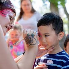 One month to go until I Love Regina Day!⏳ Prepare for a day filled with  community spirit and endless fun. From live entertainment to children's  activities, delicious treats and community exhibitors, there's