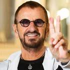 Ringo Starr is 82 and somehow doesn't look at a day over 45 : r/FuckImOld
