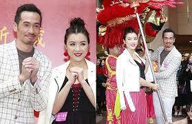 Moses Chan And Aimee Chan Prepared 1 000 Red Envelopes For Lunar New Year Red Envelope Lunar New Moses Chan