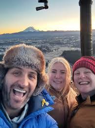 Donna Lubin's Instagram, Twitter & Facebook