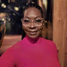 Considering travel nurse contract in Hawaii