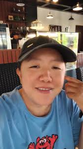 Profile for Par Santiago