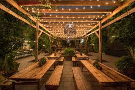 Awesome Beer Garden Ideas To Enjoying Your Day32 Jpg 1000 667 Beer Garden Design Outdoor Restaurant Patio Outdoor Cafe