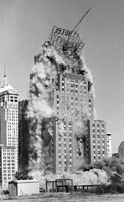 The 26 Story Biltmore Hotel Built In 1932 Was Demolished On Oct 16 1977 At The Time It Was The Tallest Steel Reinforced Building Building Aesthetic Photo