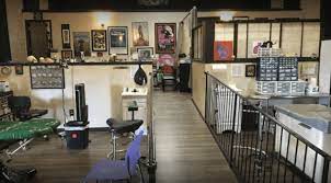 It includes lower broadway, an entertainment district renowned for honky tonks and live country music. Best Tattoo Parlors In Nashville Tennessee Tattooli Com