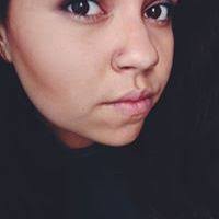 Carolyn Boring's Instagram, Twitter & Facebook