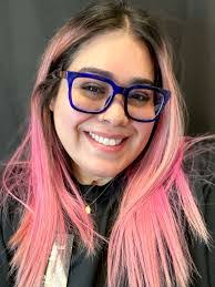 Jenny Houk's Instagram, Twitter & Facebook