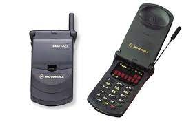 the best og cell phones of all time motorola phone retro phone motorola flip phone