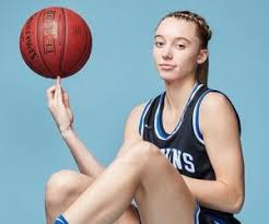 The university of connecticut standout freshman is having a season for the ages. Paige Bueckers Bio Age Career Boyfriend Income Height Medal Twitter