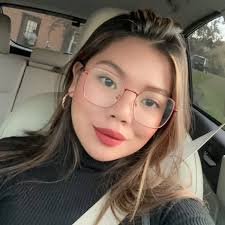 A real debate Spotify or Apple Music?