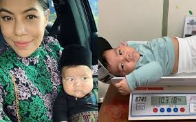 Menurut betty ketika ditemui di majlis pelancaran bugaboo ant stroller anjuran happikiddo, dia reda. Tadaaa Berat Umur 6 Bulan 10 3 Kg Betty Rahmad Gempak
