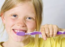 Karen Duell's Instagram, Twitter & Facebook